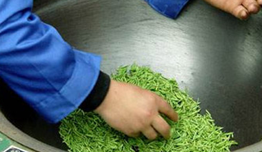 XX日报：XXX茶实施门店扩张品牌升级战略
